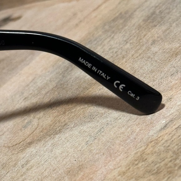 NEW, SAINT LAURENT SL 498 001 SUNGLASSES, AUTHENTIC - Picture 10 of 16